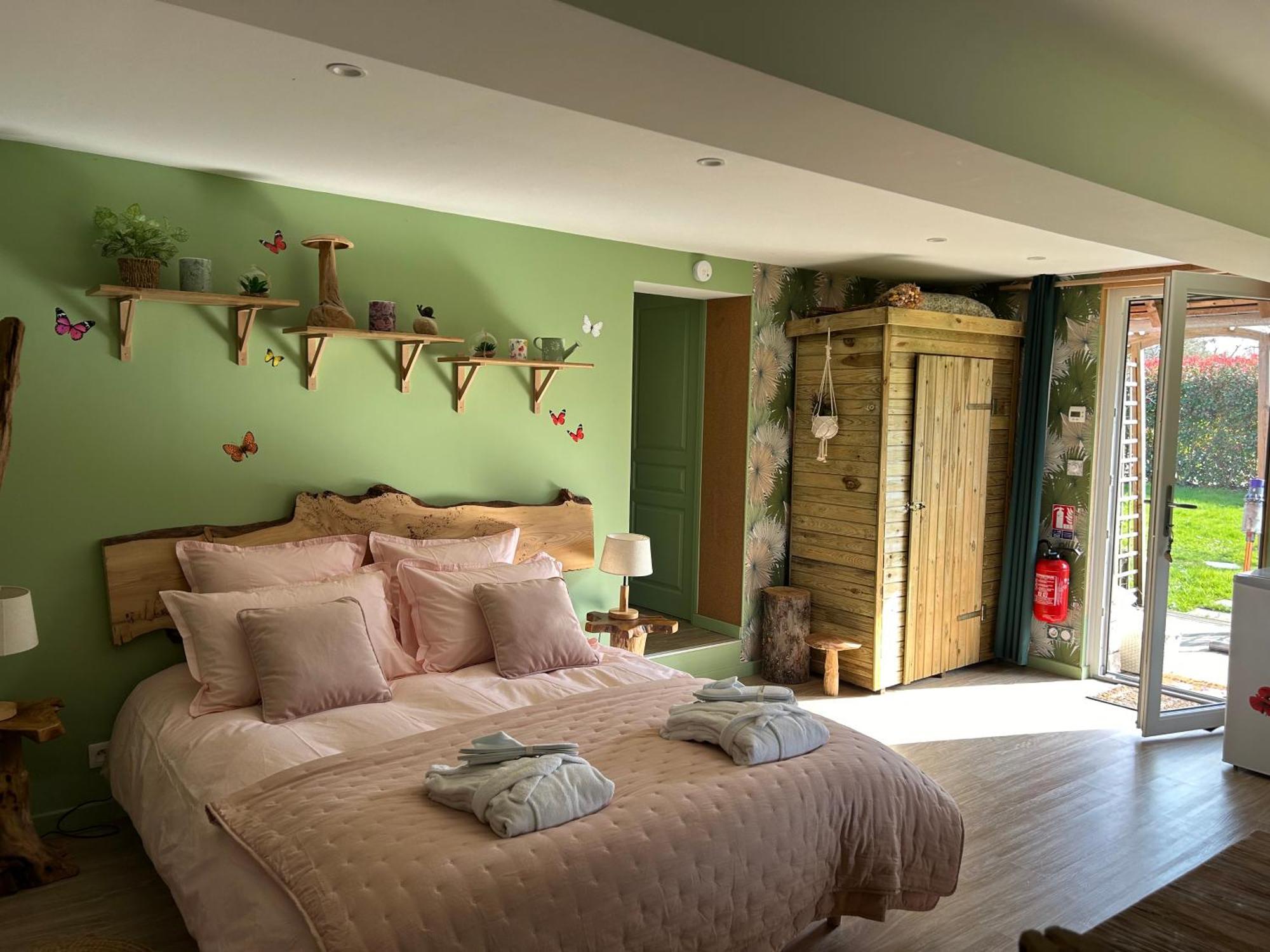 Aux Murmures De La Nature B&B Honfleur Eksteriør billede